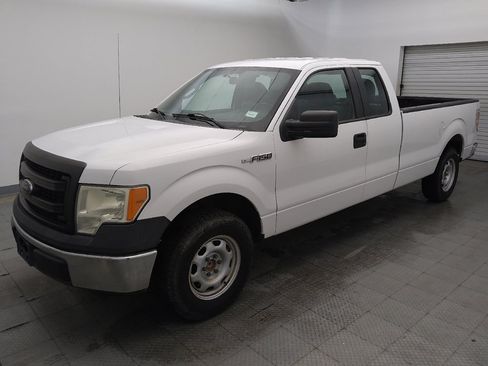 Used 2014 Ford F150 XL w/ Equipment Group 101A Mid RWD image 2