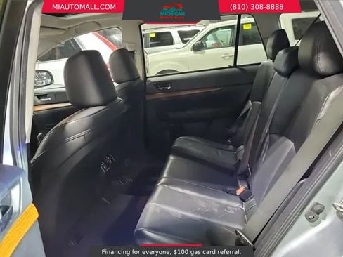 Used 2014 Subaru Outback 3.6R Limited w/ Moonroof Package image 9