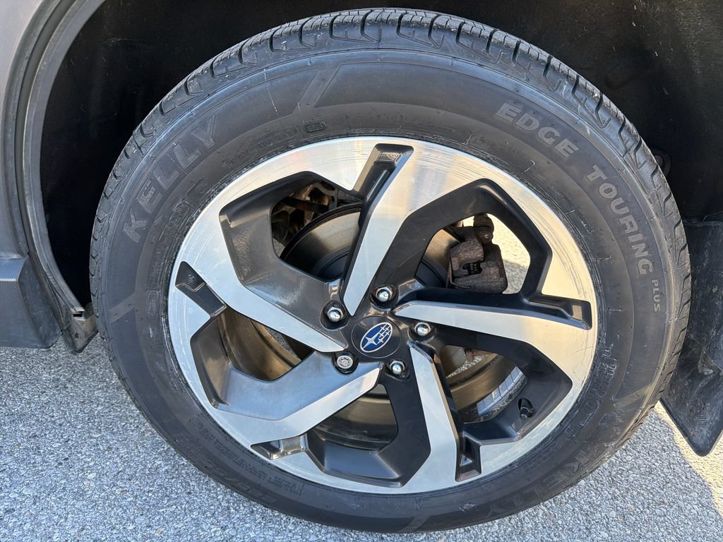 Certified 2023 Subaru Forester Touring AWD/4WD image 12