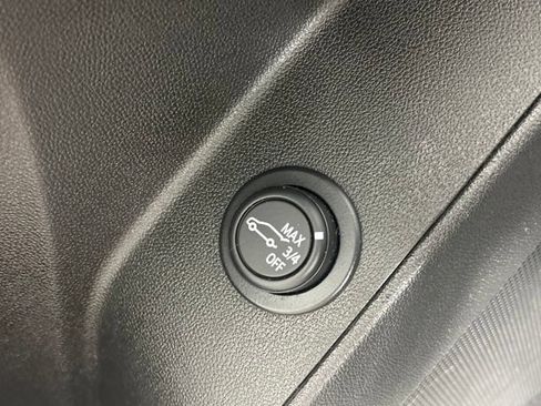 Used 2024 Chevrolet Equinox RS AWD/4WD image 18