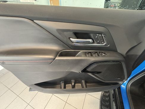 Used 2025 Chevrolet Silverado EV RST AWD/4WD image 11
