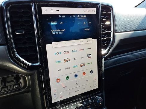 Used 2024 Ford Ranger XLT image 28