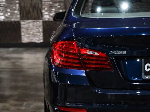 Used 2015 BMW 535i xDrive Sedan AWD/4WD image 46