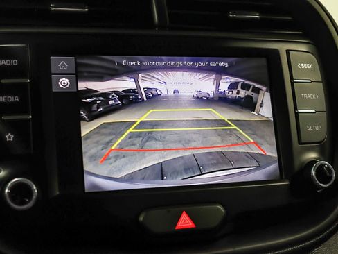 Used 2023 Kia Soul LX FWD image 22