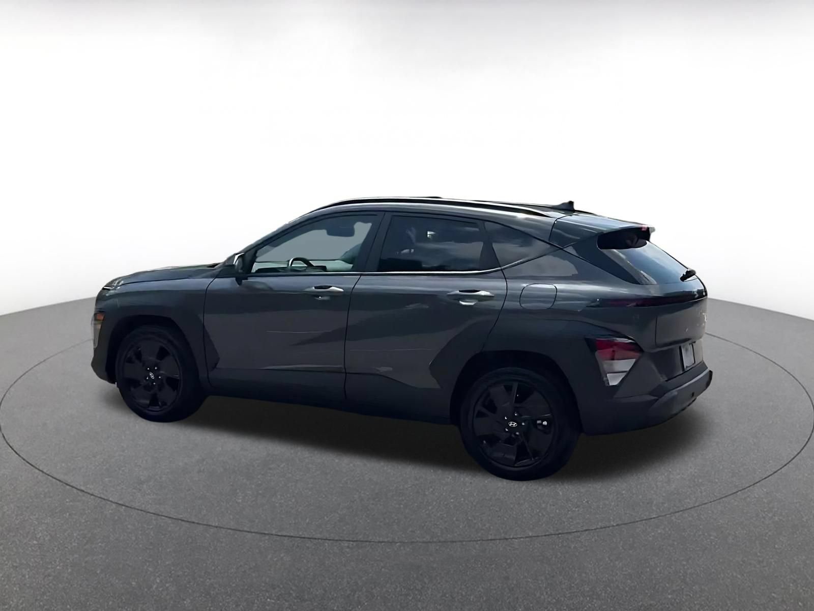 Used 2026 Hyundai Kona SEL Sport FWD image 9