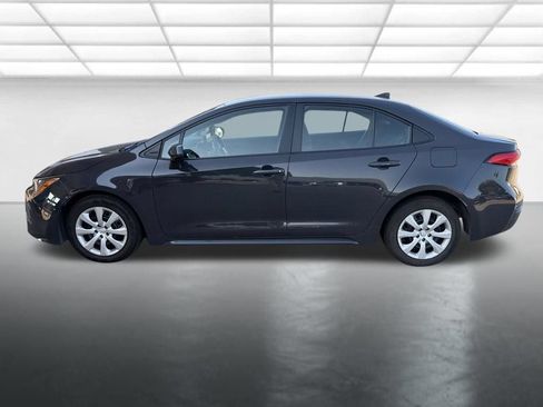 Used 2024 Toyota Corolla LE FWD image 5