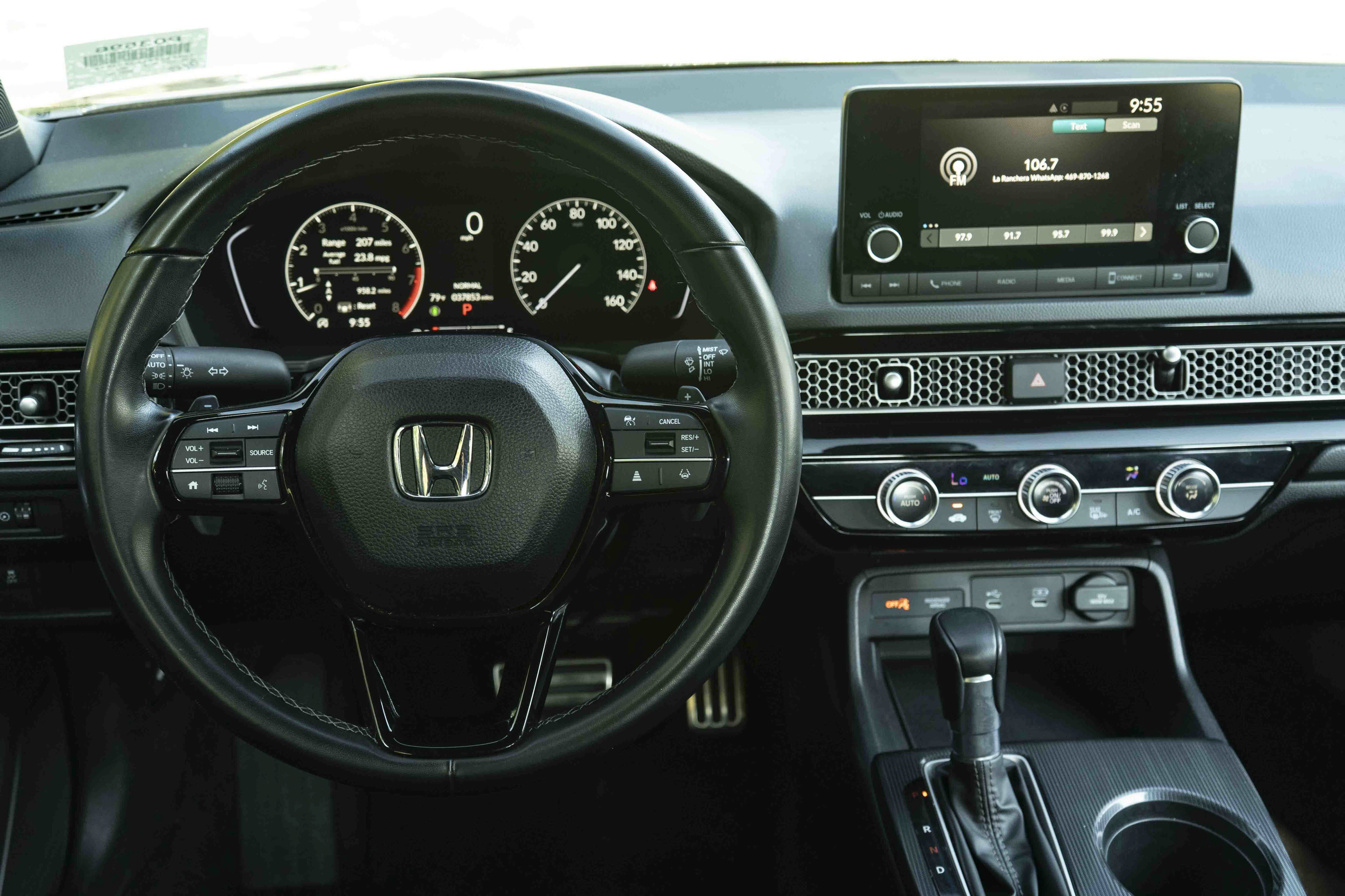 Used 2025 Honda Civic Sport image 19