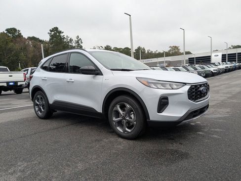 New 2026 Ford Escape ST-Line w/ Tech Pack #1 image 2