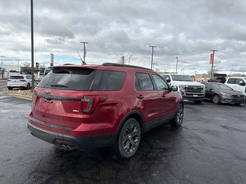 Used 2018 Ford Explorer Sport w/ Equipment Group 401A image 9
