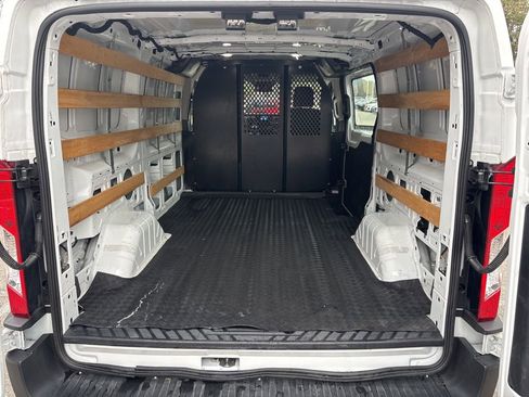 Used 2024 Ford Transit 250 Low Roof w/ Exterior Upgrade Package image 14