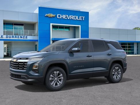 New 2026 Chevrolet Equinox LT w/ Convenience Package II FWD image 2