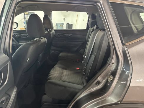 Used 2020 Nissan Rogue S AWD/4WD image 25