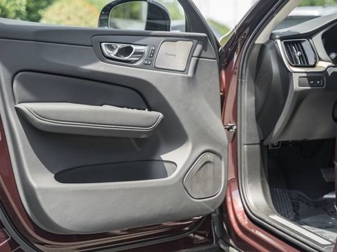 New 2026 Volvo XC60 T8 Ultra w/ Protection Package Premier AWD/4WD image 38