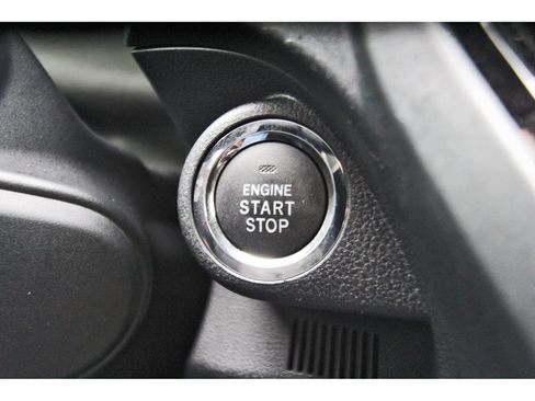 Used 2025 Subaru Forester Touring AWD/4WD image 19