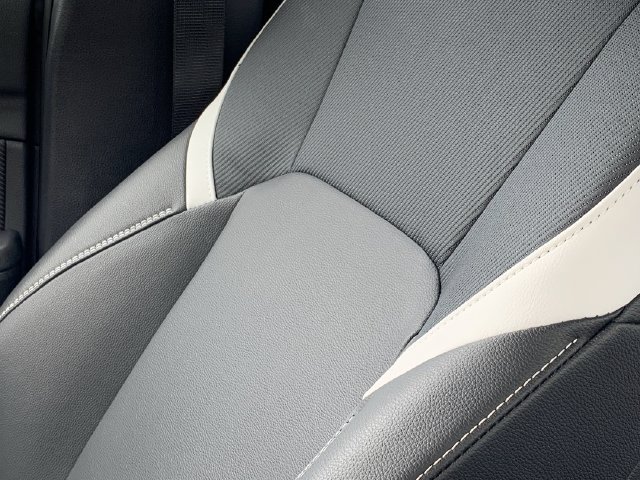 Used 2026 Toyota Camry SE FWD image 12