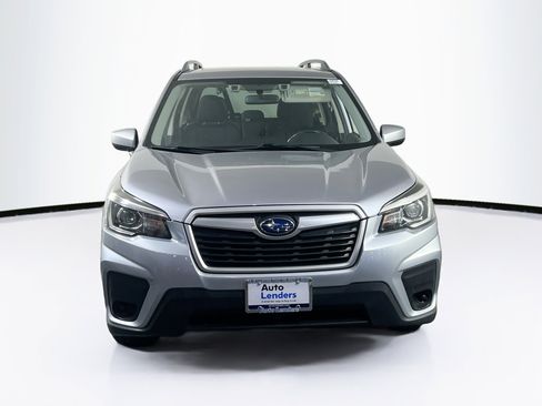 Used 2020 Subaru Forester Premium image 2