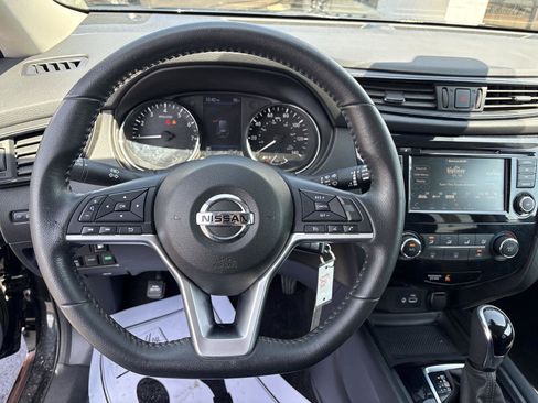 Used 2020 Nissan Rogue S w/ Special Edition Package AWD/4WD image 16