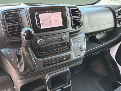 Used 2025 RAM ProMaster 2500 w/ Storage Group image 23