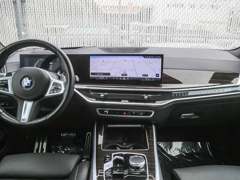 Certified 2024 BMW X5 sDrive40i w/ M Sport Package image 9