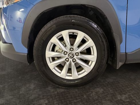 Used 2026 Toyota Corolla Cross LE FWD image 21