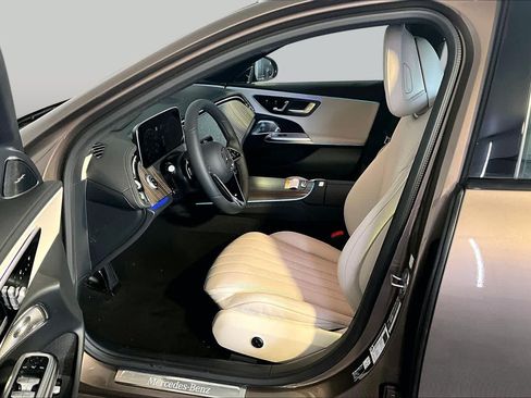 New 2027 Mercedes-Benz E 450 4MATIC Sedan image 13