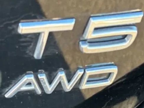 Used 2016 Volvo XC60 T5 Platinum w/ Climate Package image 9