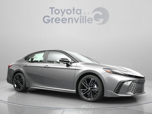 Used 2025 Toyota Camry XSE w/ Premium Plus Package FWD image 17
