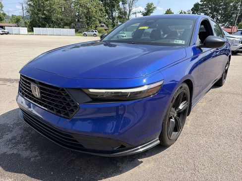 Used 2024 Honda Accord Sport image 10
