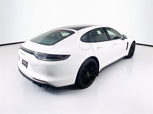 Certified 2023 Porsche Panamera 4 image 9