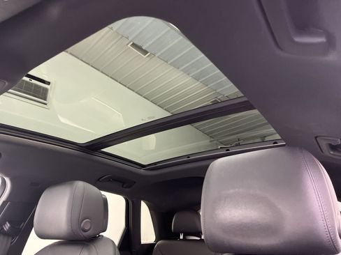 Used 2019 Audi Q3 2.0T Premium image 6