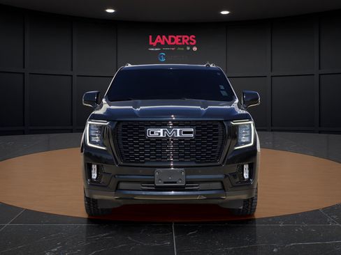 Used 2022 GMC Yukon Denali w/ Denali Ultimate Package AWD/4WD image 6
