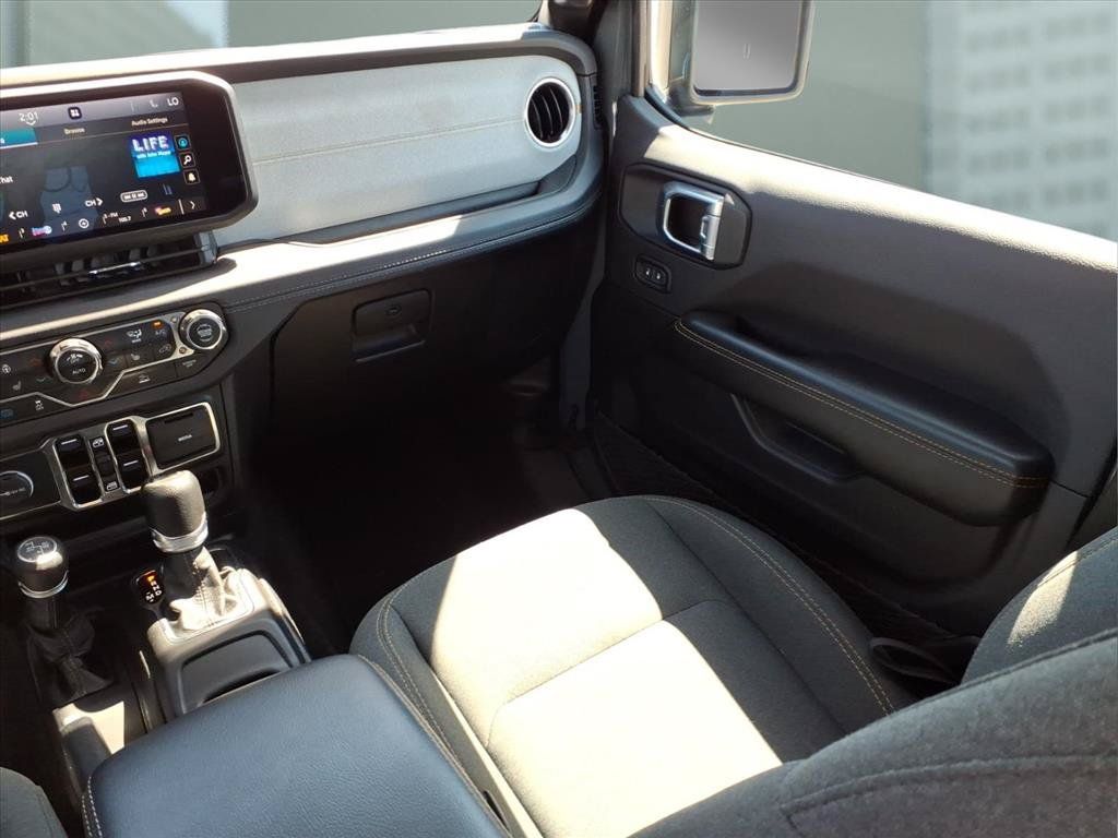 Certified 2024 Jeep Wrangler Unlimited Sahara AWD/4WD image 22