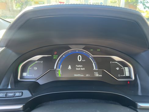 Used 2018 Honda Clarity Plug-In Hybrid image 17