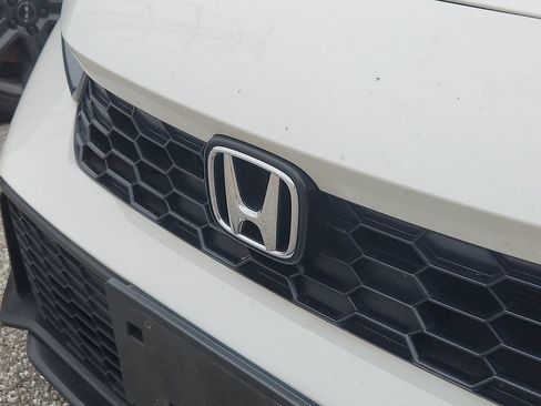 Used 2025 Honda Civic Sport image 4