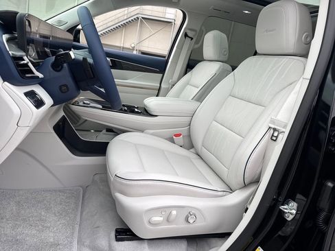 New 2026 Buick Enclave Avenir w/ Super Cruise Package image 18