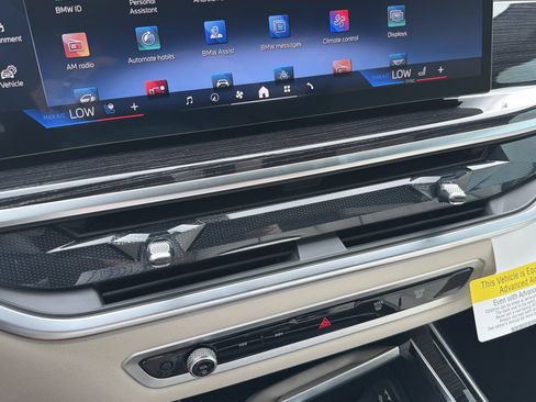 New 2027 BMW X7 xDrive40i w/ Executive Package AWD/4WD image 36