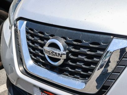 Used 2018 Nissan Kicks SV