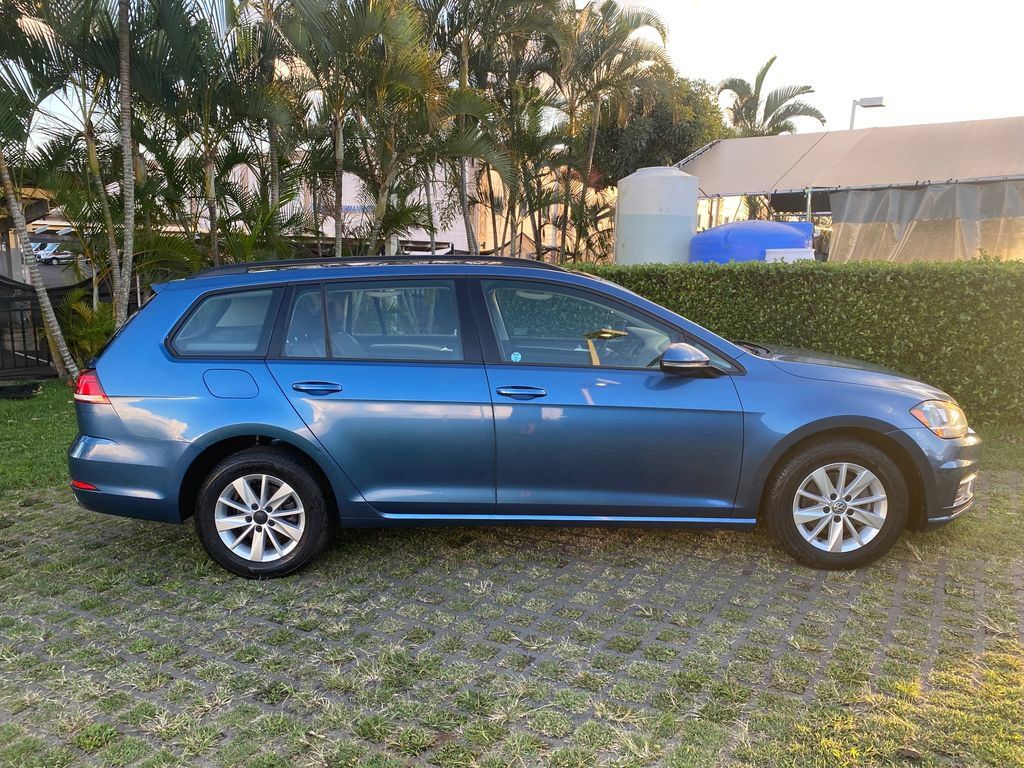Used 2019 Volkswagen Golf S FWD image 8