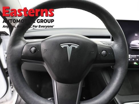 Used 2023 Tesla Model 3 Standard Range RWD image 10
