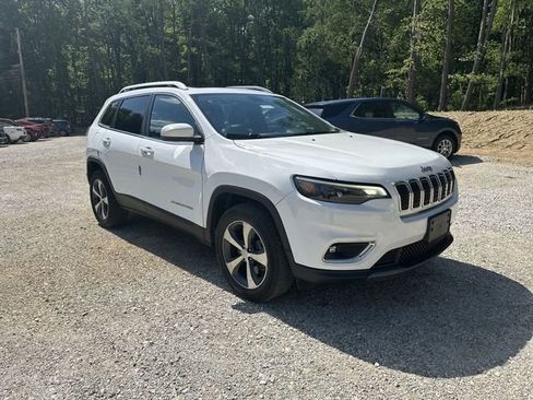 Used 2019 Jeep Cherokee Limited w/ Luxury Group AWD/4WD image 11