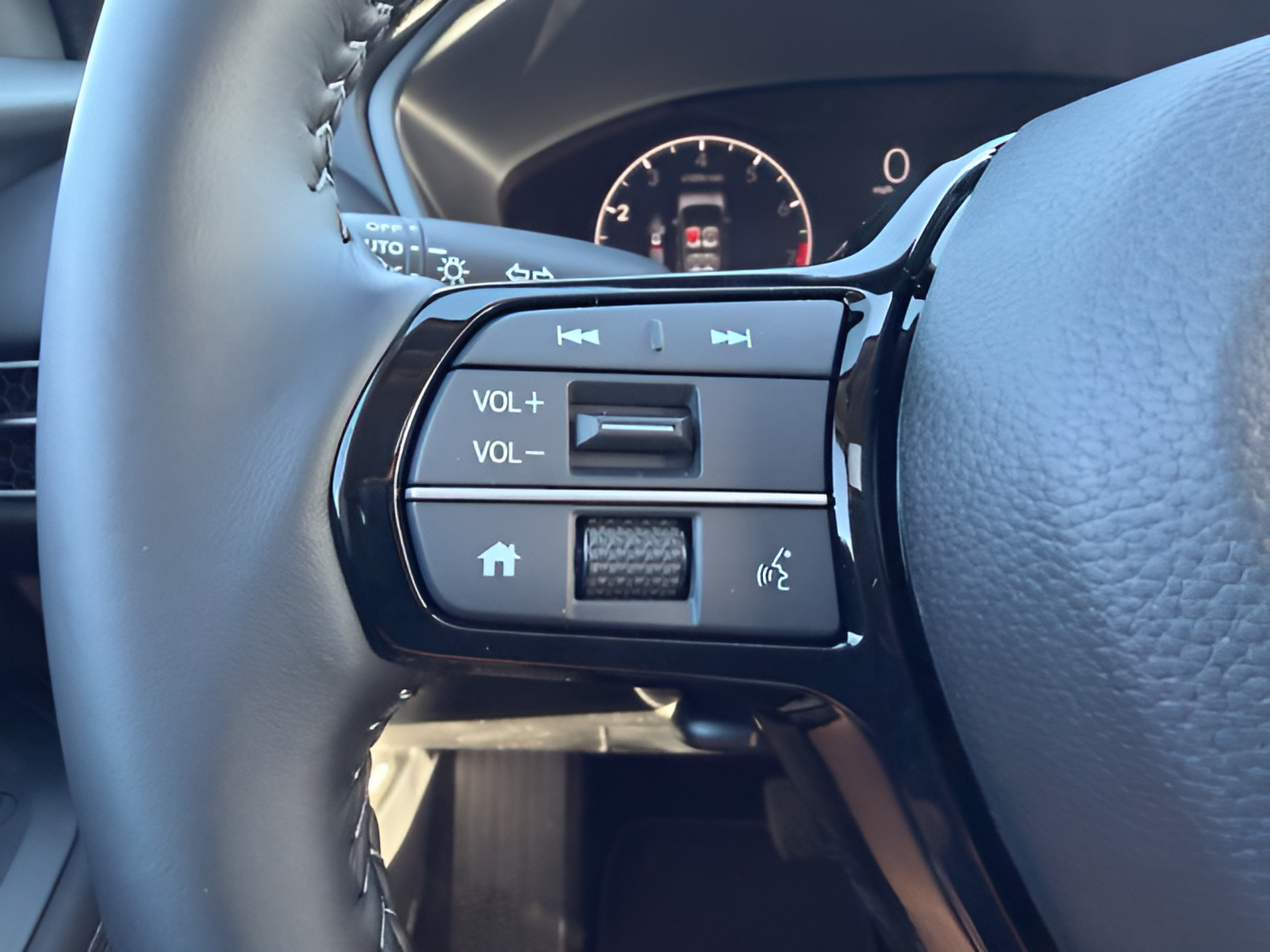 New 2027 Honda HR-V EX-L image 13