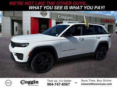 Used 2023 Jeep Grand Cherokee Altitude