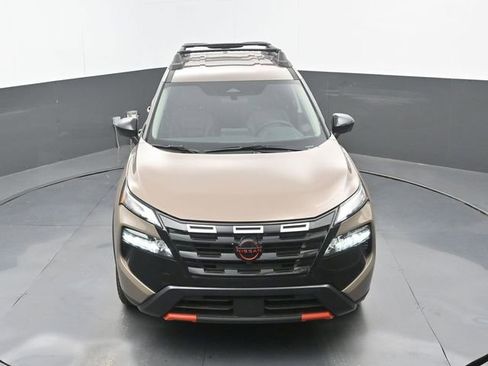 Used 2025 Nissan Rogue SV image 14