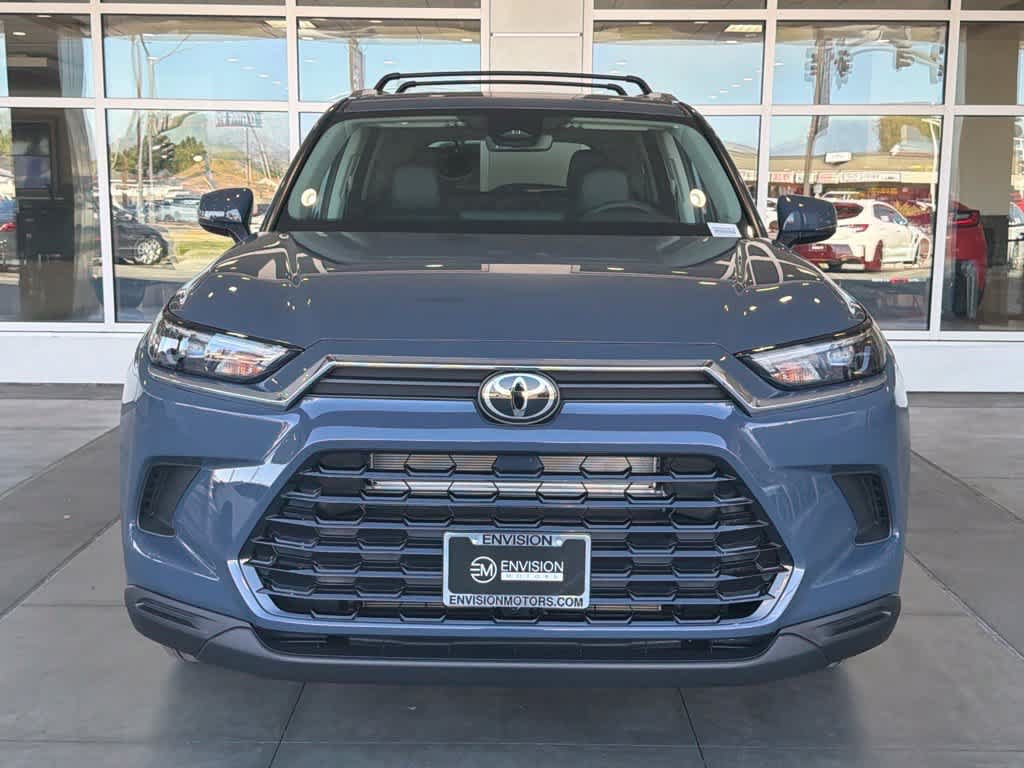 New 2026 Toyota Grand Highlander XLE FWD image 4