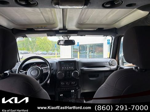 Used 2015 Jeep Wrangler Unlimited Sport w/ Quick Order Package 24S AWD/4WD image 21