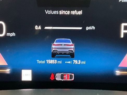 Used 2024 BMW X6 xDrive40i w/ M Sport Professional Package image 17