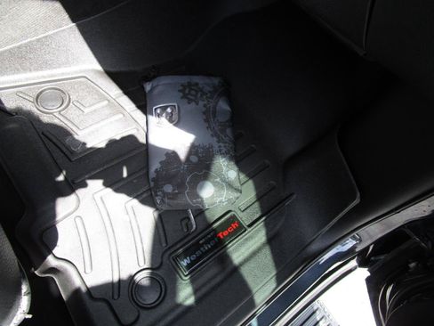 Used 2019 RAM 1500 Limited AWD/4WD image 35