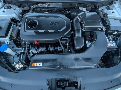 Used 2015 Hyundai Sonata Limited FWD image 17