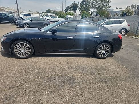 Used 2015 Maserati Ghibli image 8