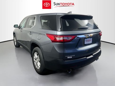Used 2021 Chevrolet Traverse LS FWD image 6